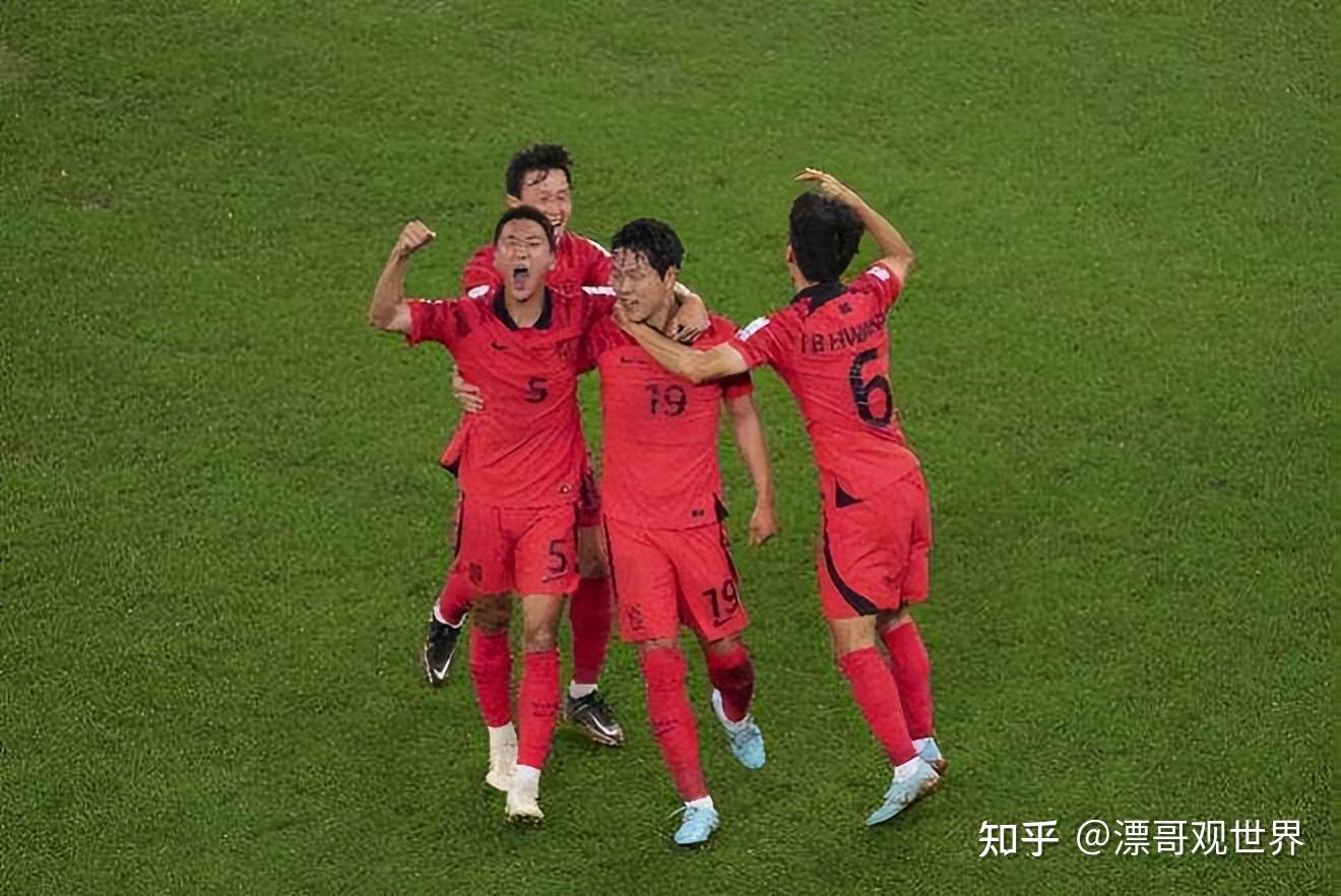 多米体育APP-猛龙队小卡